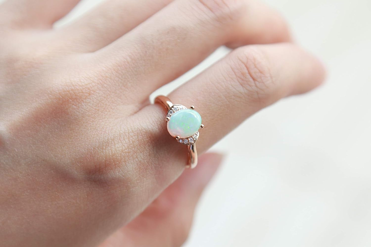 Women'S 10K Rose Gold Natural Australian Opal Ring with Real Diamonds (GJ17002R-OA-7-P)